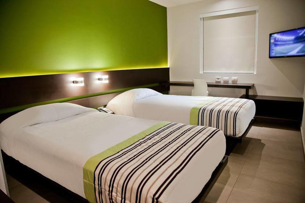 City Express Junior By Marriott Puebla Angelopolis Exterior photo